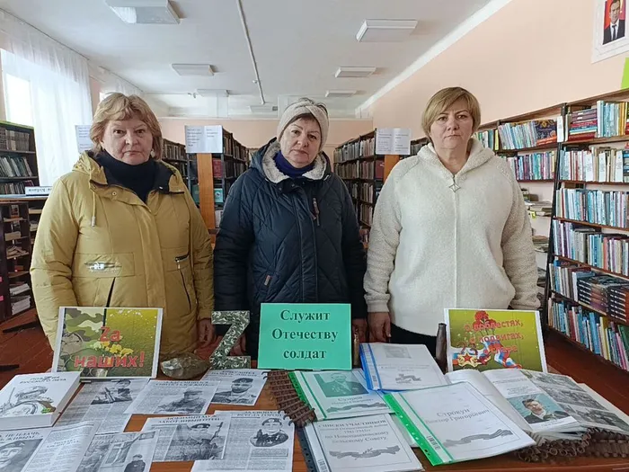 служит Отечеству солдат 1