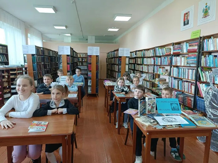 День космонавтики 1