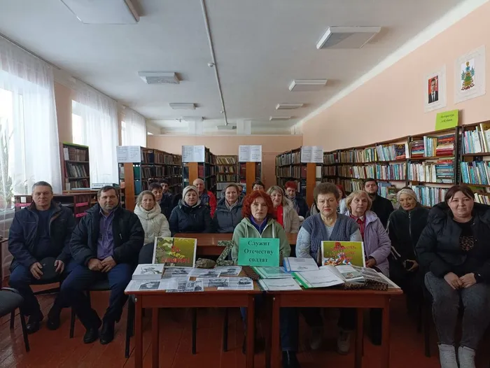 служит Отечеству солдат 3